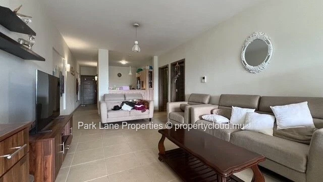 Charmant appartement de 2 chambres avec piscine privée à Sodnac