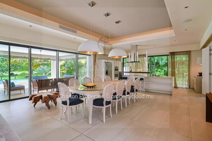 Villa de 5 chambres - L’Expression ultime du luxe tropical