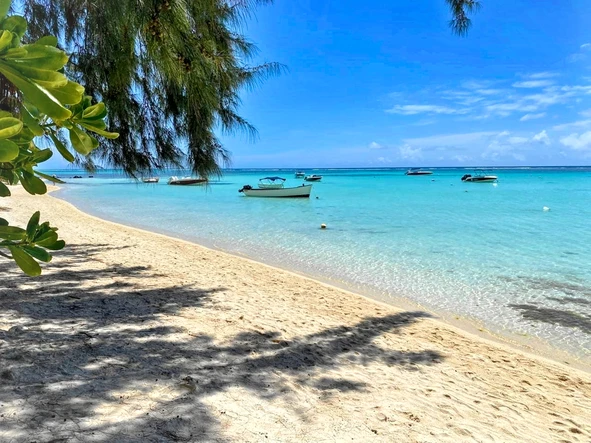 Stunning Beachfront Leashold land for sale in the sought area of Pereybere .(North)
