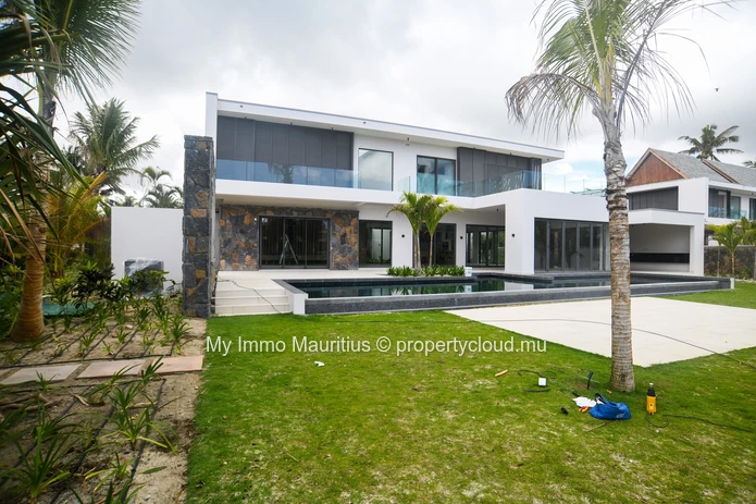Villa Contemporaine pour un Art de Vivre Unique