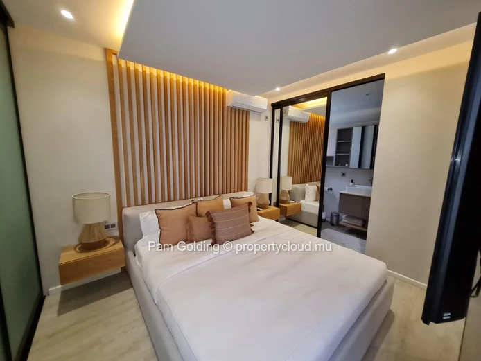 Located within the highly sought-after Waterway Residence Apartments. (Sole Mandate)