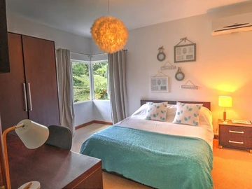 7 Bedroom House