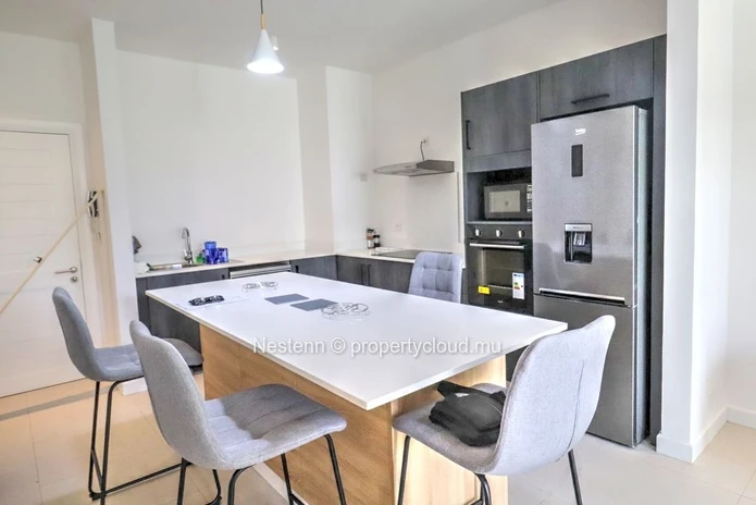 Modern 3-Bedroom Apartment – Walk to Everything