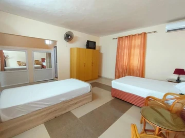 Villa de 21 Chambres