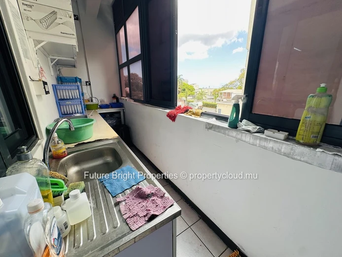 Espace Commercial à Vendre  Au Cœur de Beau Bassin