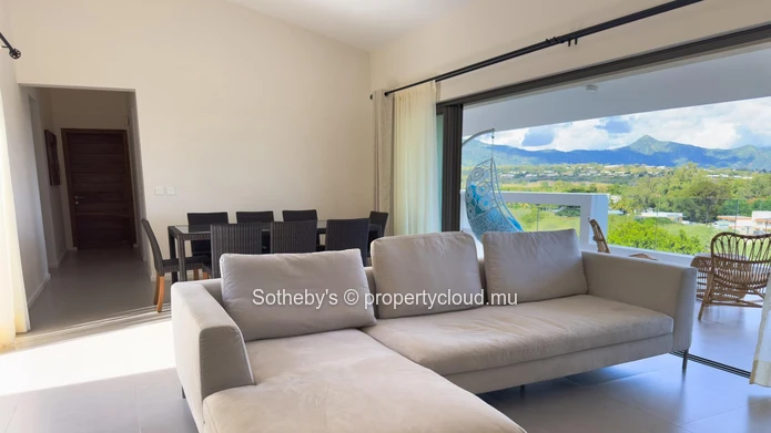 Sea View Spotlight