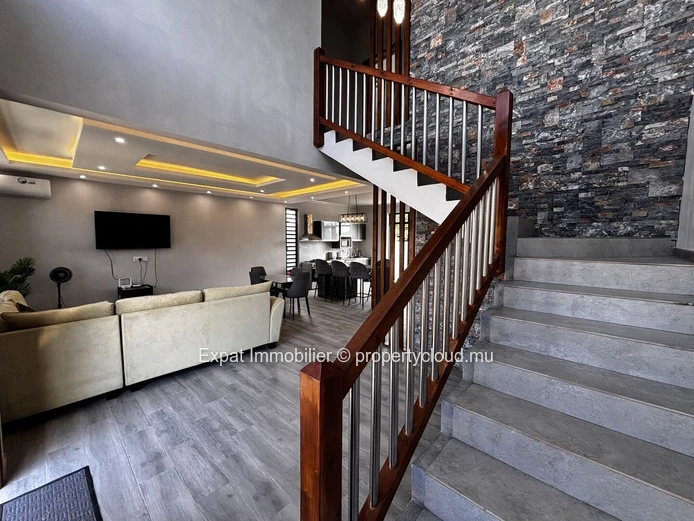 Contemporary New Villa with Swimming Pool and Large Glass Openings – Grand Baie