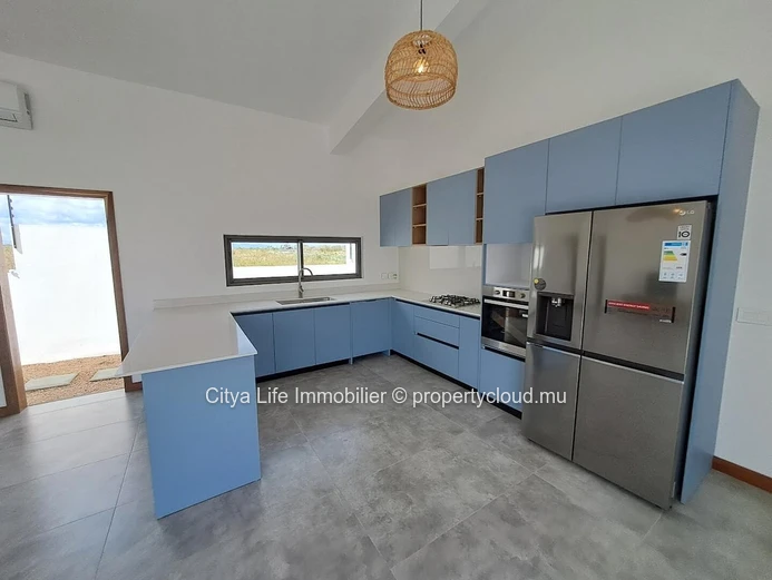 Maison à vendre à Mont Mascal, 195m², terrain 441m², 3 chambres, piscine privée. Prix: Rs.