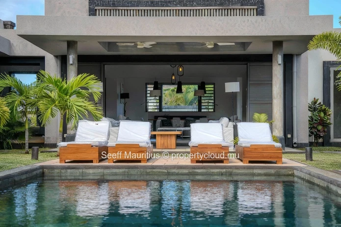 La maison Horizon : un chef-d'œuvre de vie tropicale harmonieuse