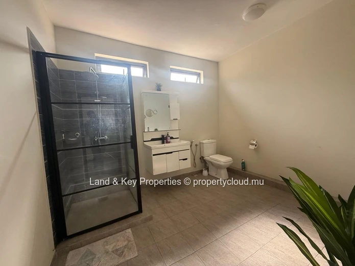 4-Bedroom Villa with Swimming Pool | Morc Mahadoo, Baie du Tombeau