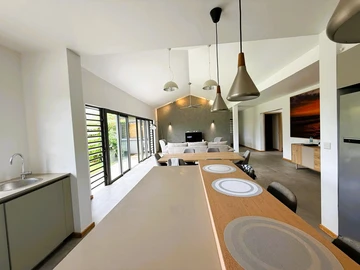 4 Bedroom Villa