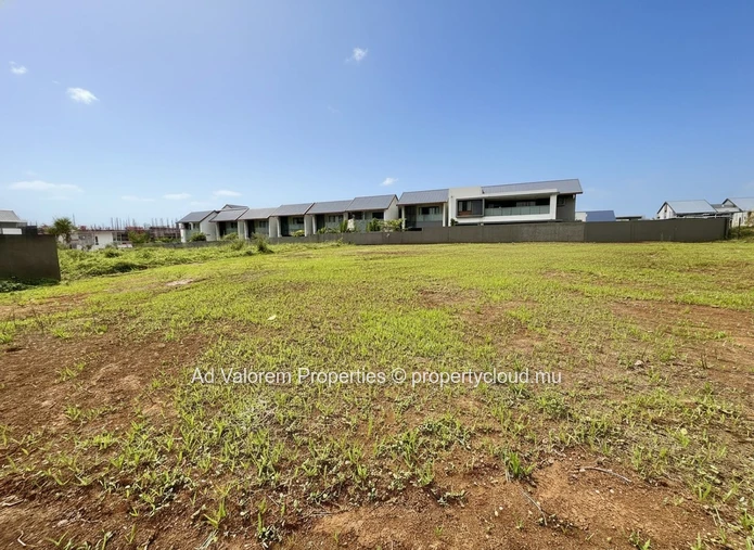 À Vendre | Terrain en toute propriété de 1 224 m² | Smart City de Moka