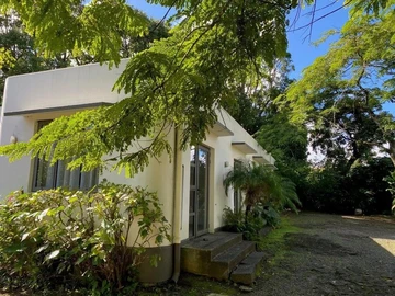 Maison de 8 Chambres