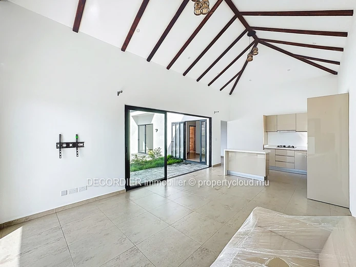 Villa neuve dans un quartier résidentiel (Mandat exclusif)