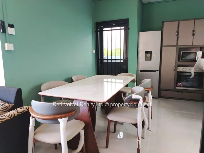 Maison familiale à louer à Albion | 3 chambres avec salle de bain attenante