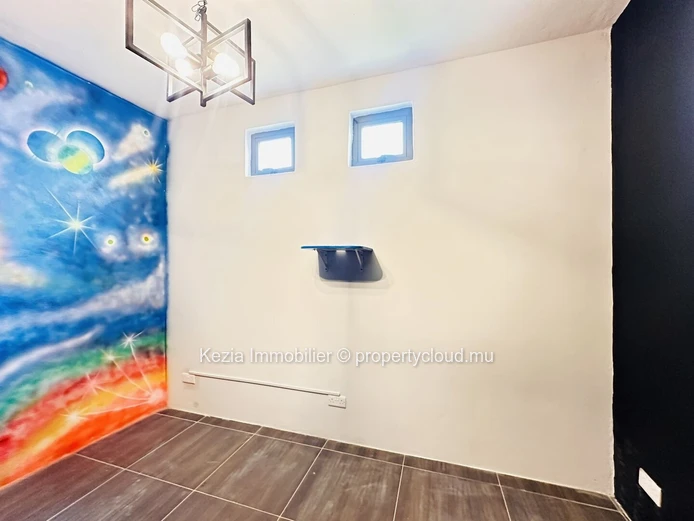 Modern Duplex Near The Beach