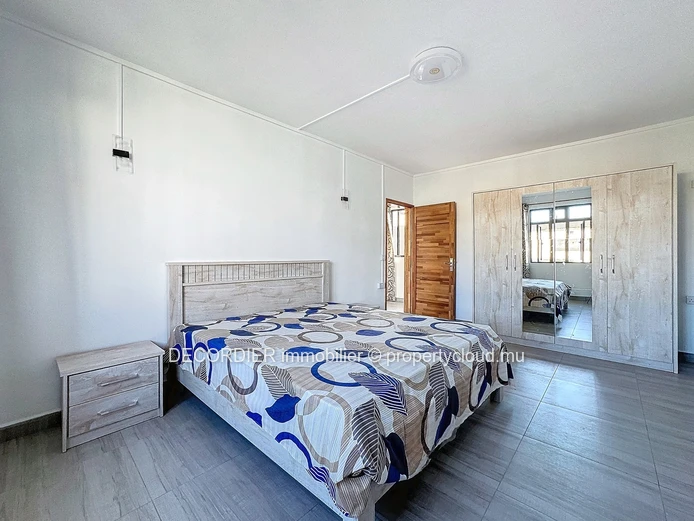 Maison individuelle avec coin barbecue (Mandat exclusif)