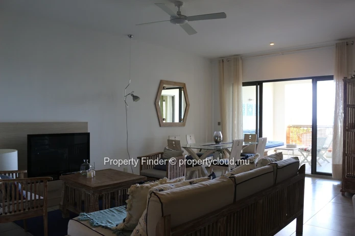 2-Bedroom Apartment with Sea Views – Long-Term Rental