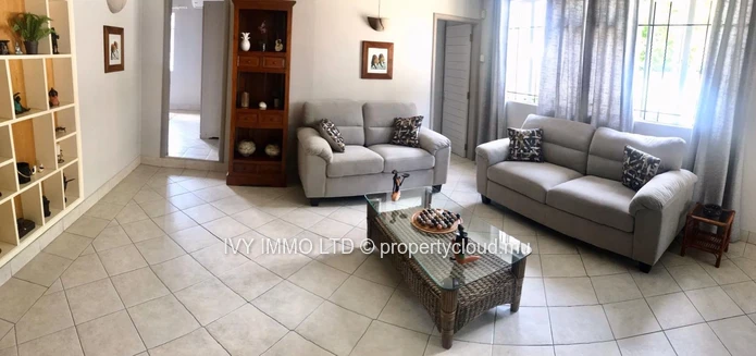 Beachfront House For Rent – Baie Du Tombeau