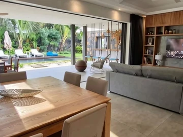4 Bedroom Villa