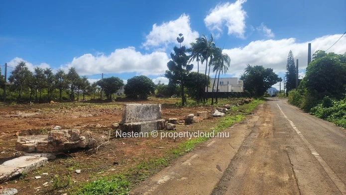 Big plot of land of 3600.99 m², ideal for development