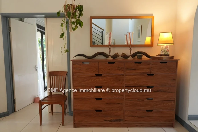 4-Bedroom Home with Panoramic Ocean Views