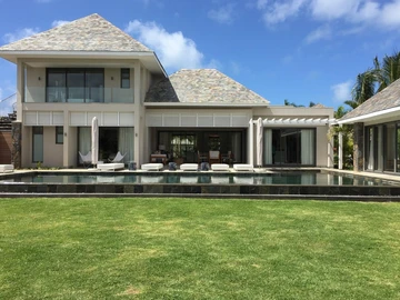 4 Bedroom Villa
