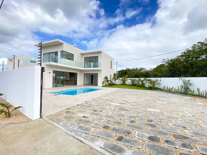 Grand baie - A vendre Villa neuve moderne de 3 chambres en suite