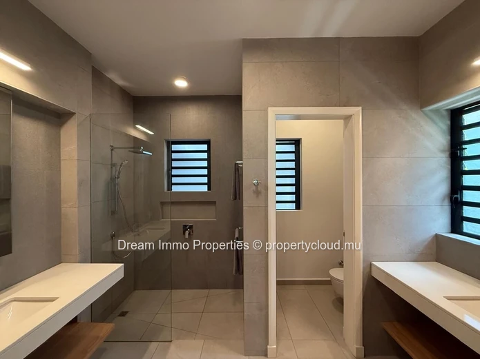 Beautiful new 3-bedroom apartment for rent with mountain views in Belle Vue Harel – Mauritius