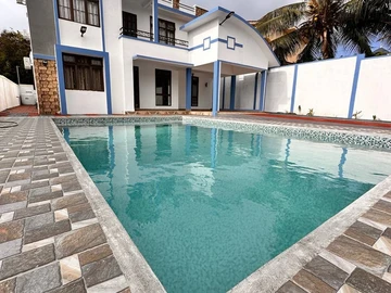 4 Bedroom Villa