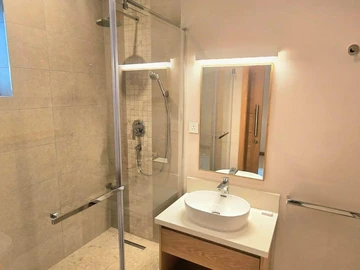 4 Bedroom Apartment