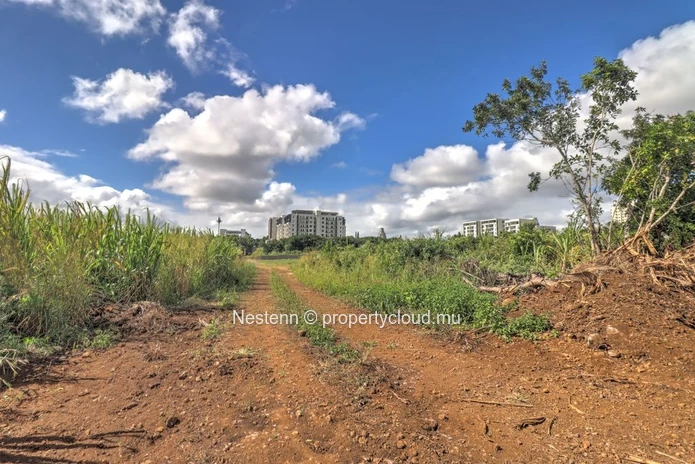 Residential & commercial/residential Plot of 4220.77 