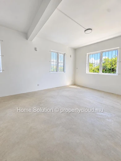À Vendre – Appartement Au Premier Étage
