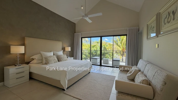 Bel Ancrage | Exceptional Furnished Duplex Villa with Private Pool and Mountain Views, La Balise