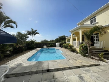 4 Bedroom Villa