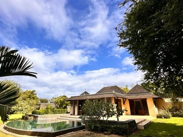 4 Bedroom Villa