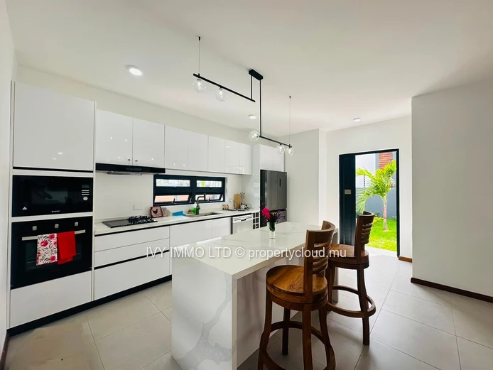 Newly Built Villa For Rent – Grand Baie
