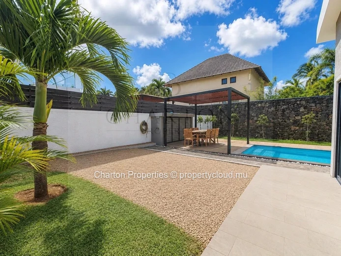 4-bedroom villa with private pool, near the beaches of Grand Baie