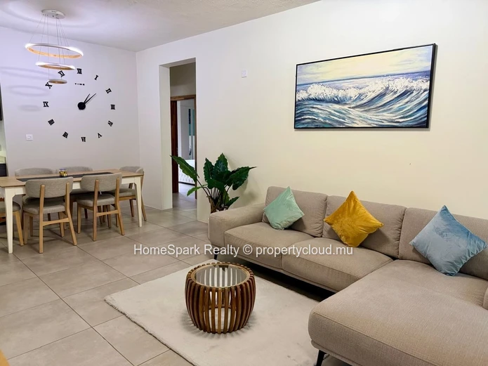 For Rent – Modern Ground Floor Apartment in Flic en Flac