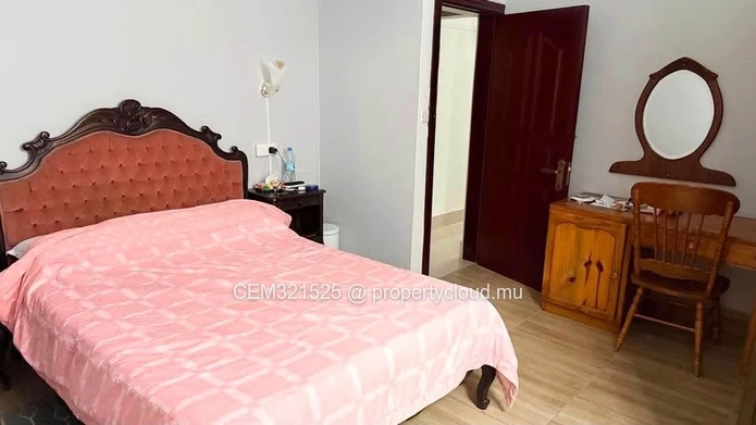 Modern 3-Bedroom Fully Furnished Apartment for Rent – St Jean, Quatre Bornes