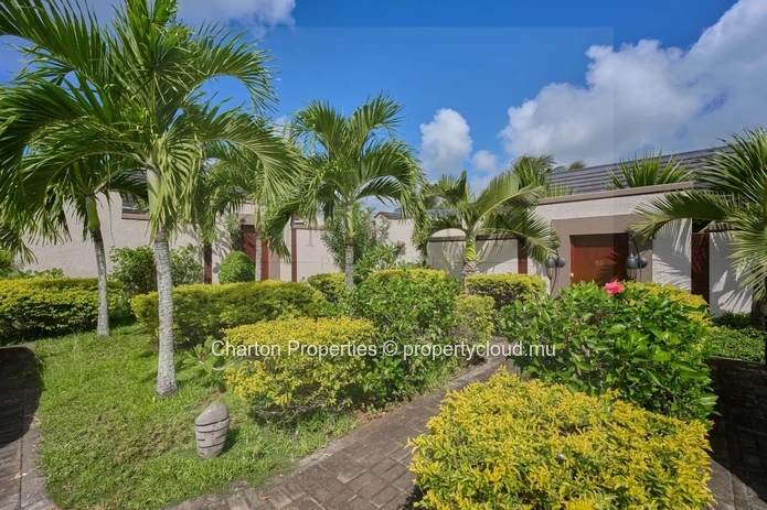 Luxury 3-bedroom villa with a private pool just minutes from Grand Baie
