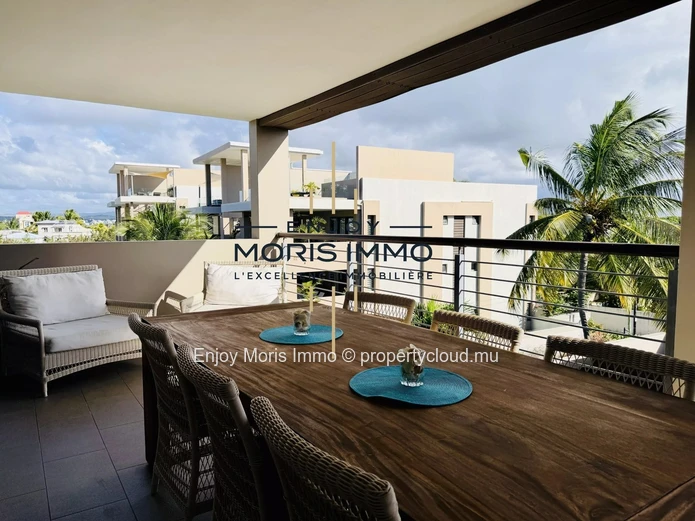 Stunning furnished penthouse with pool in Cap Malheureux