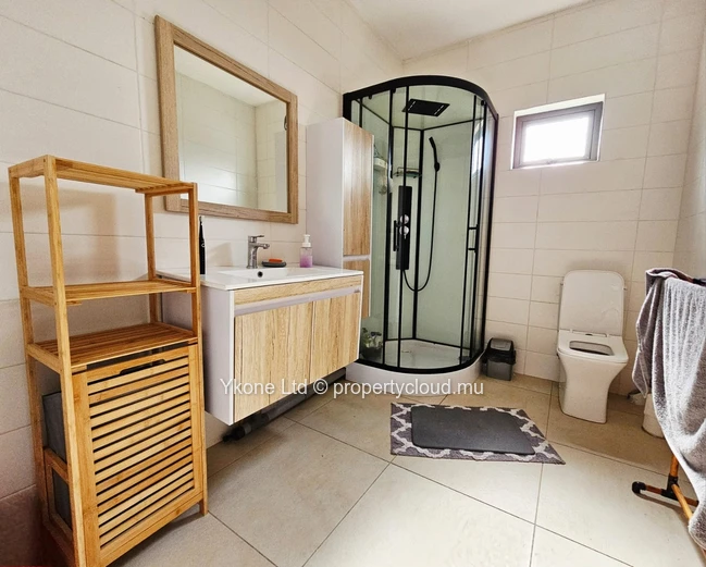 Duplex À Louer À Grand Gaube