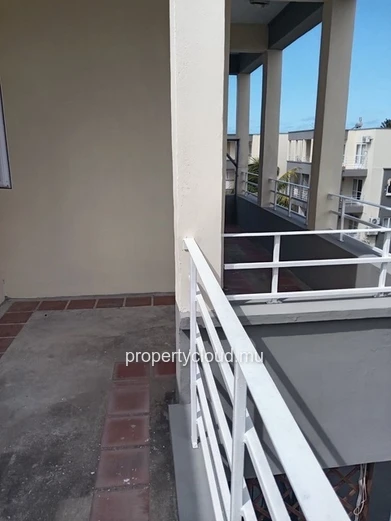 À Louer – Penthouse 3 Chambres En Suite – Pereybère