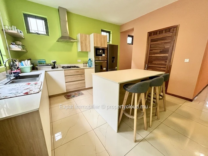 4-Bedroom Villa With Multi-Purpose Spaces And A Swimming Pool – Mont Choisy