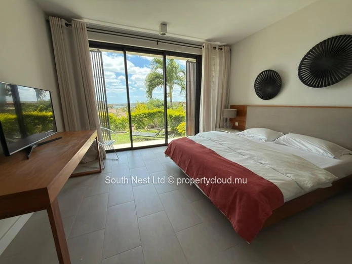 Bel appartement en duplex meublé avec 3 chambres en suite