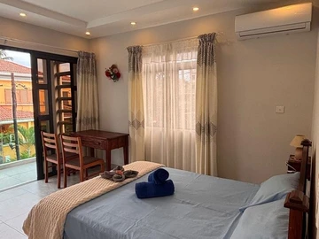 4 Bedroom Apartment