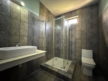 4 Bedroom Apartment
