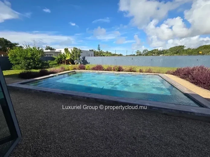 Modern Comfort Villa for Rent in Calodyne