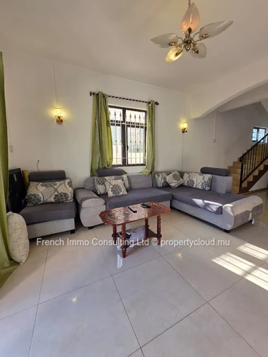 Villa 4 chambres plus jardin et piscine a pereybere
